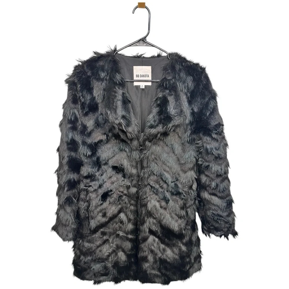 BB Dakota It’s All Happening Black Faux Fur Boho Whimsigoth Coat, size Small